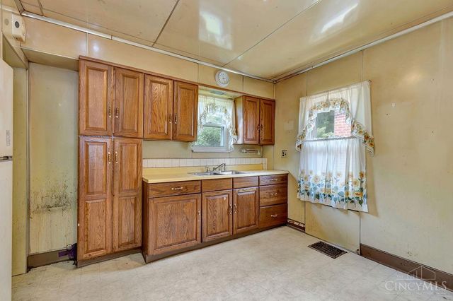 6820 Vinewood Avenue, Cincinnati, OH 45227