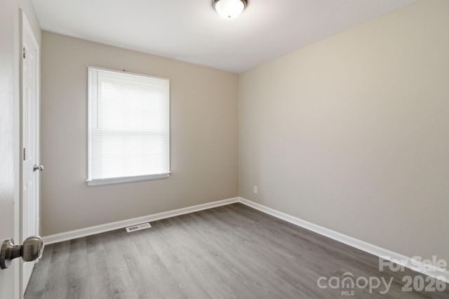 2732 Thornton Road, Charlotte, NC 28208