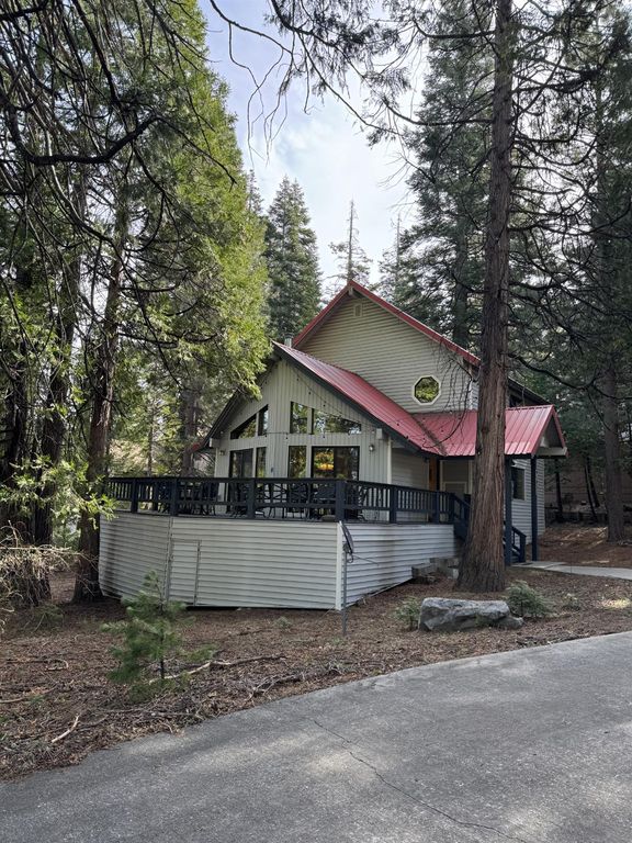 41031 Windwood Road, Shaver Lake, CA 93664