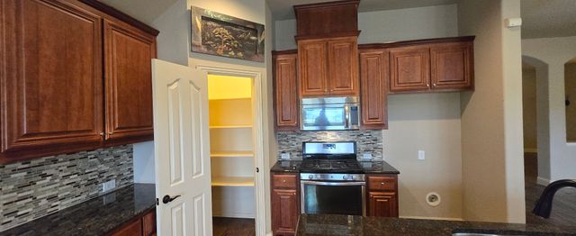 2323 Tawny Owl Road, Grand Prairie, TX 75052