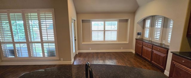 2323 Tawny Owl Road, Grand Prairie, TX 75052