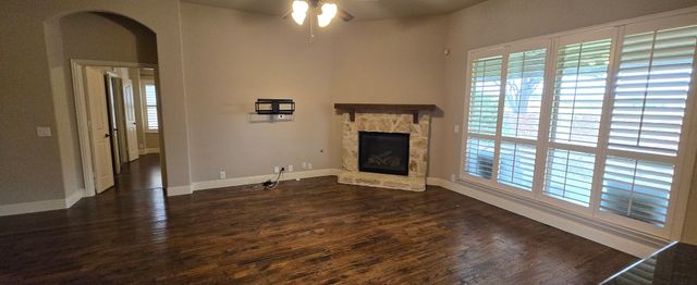 2323 Tawny Owl Road, Grand Prairie, TX 75052