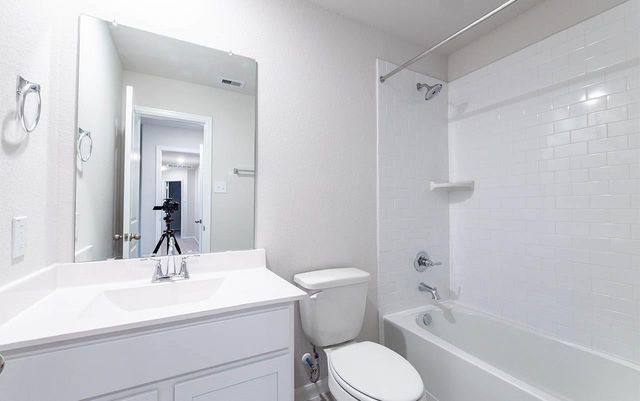 19014 Blossoming Buttercup Drive, Tomball, TX 77377