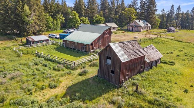 4454 Hwy 395 S Hwy, Clayton, WA 99110