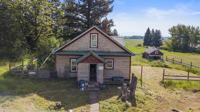 4454 Hwy 395 S Hwy, Clayton, WA 99110