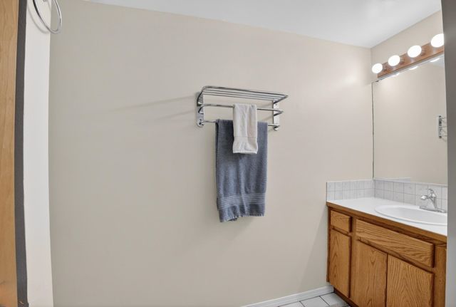 19202 E Elliot Rd, Mead, WA 99021