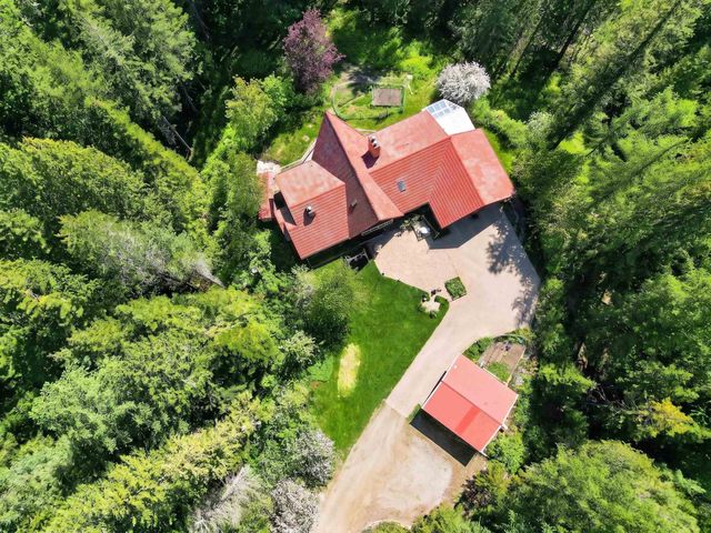 19202 E Elliot Rd, Mead, WA 99021