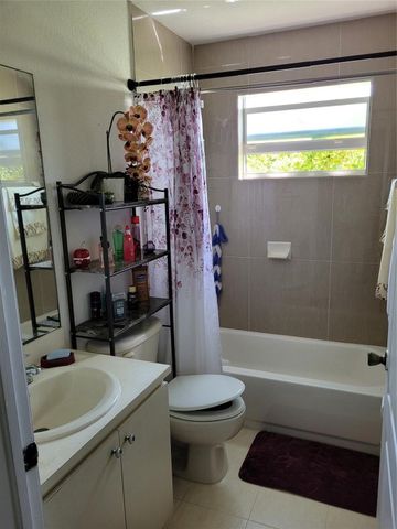 25373 SW 122nd Place, Homestead, FL 33032