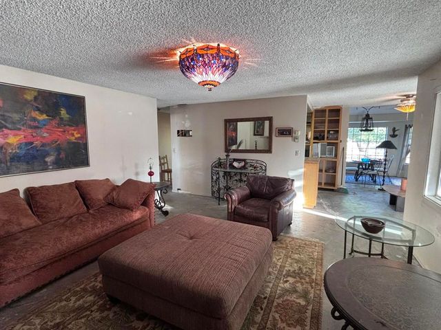 57986 Joshua Lane, Yucca Valley, CA 92284