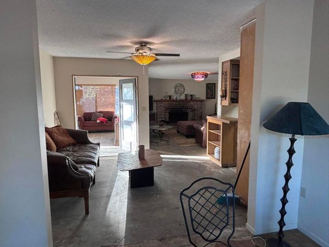 57986 Joshua Lane, Yucca Valley, CA 92284