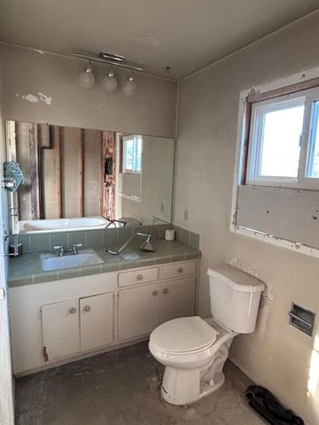 57986 Joshua Lane, Yucca Valley, CA 92284