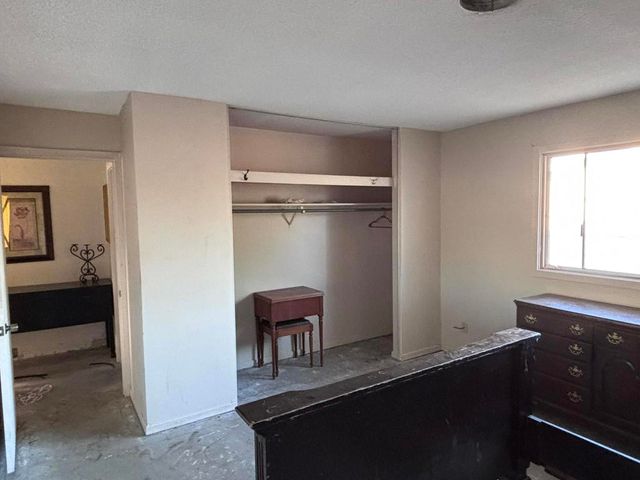 57986 Joshua Lane, Yucca Valley, CA 92284