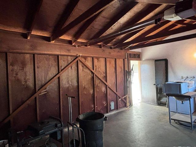 57986 Joshua Lane, Yucca Valley, CA 92284