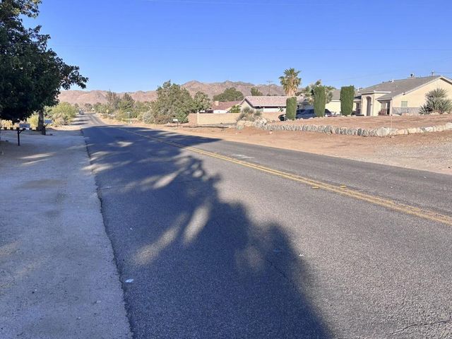 57986 Joshua Lane, Yucca Valley, CA 92284