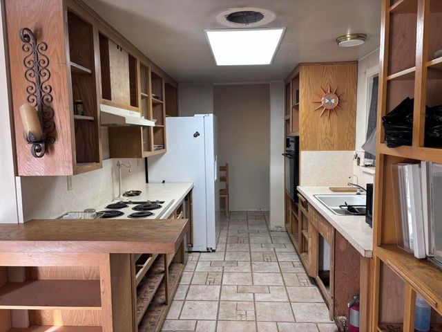 57986 Joshua Lane, Yucca Valley, CA 92284