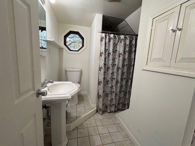 980 Washington 2, Stoughton, MA 02072