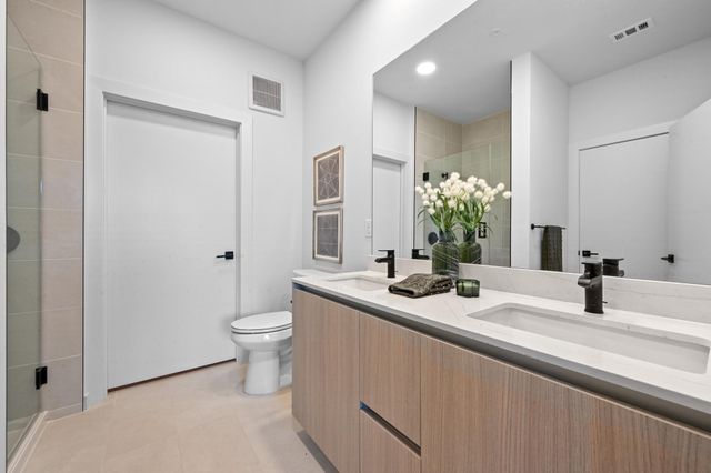 2209 S 1st ST 313, Austin, TX 78704