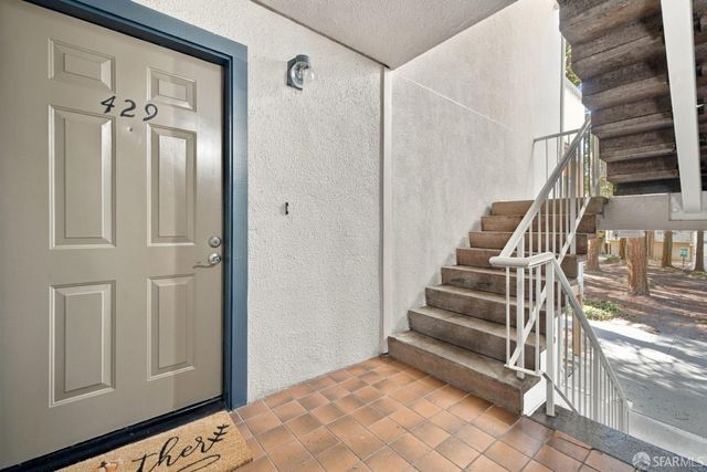 1016 San Gabriel Circle 429, Daly City, CA 94014