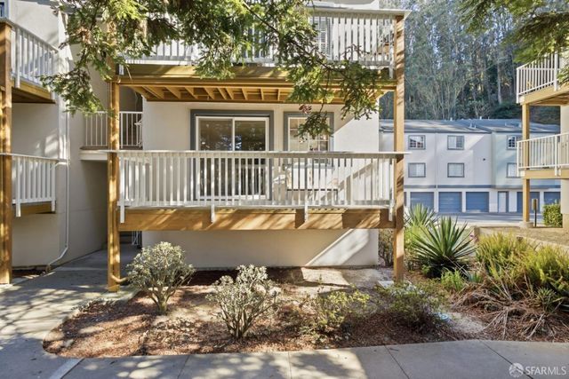 1016 San Gabriel Circle 429, Daly City, CA 94014