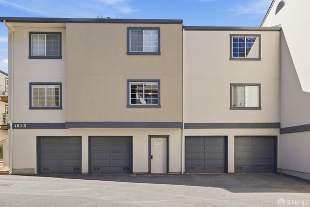 1016 San Gabriel Circle 429, Daly City, CA 94014