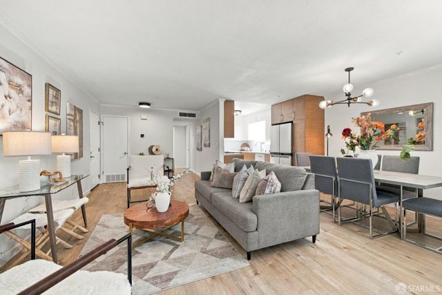 1016 San Gabriel Circle 429, Daly City, CA 94014