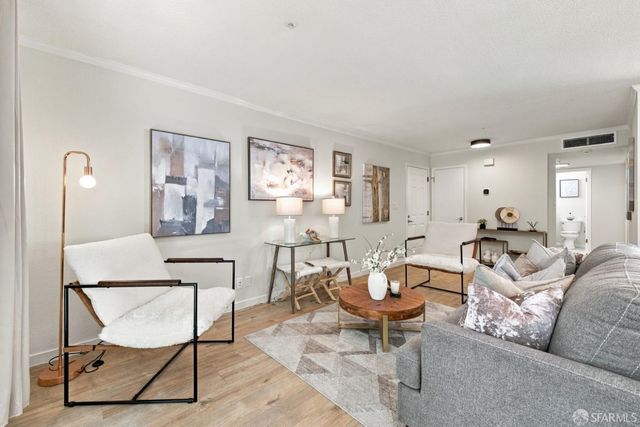 1016 San Gabriel Circle 429, Daly City, CA 94014