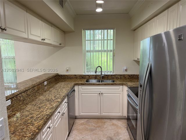 6956 W Sample Rd 6956, Coral Springs, FL 33067