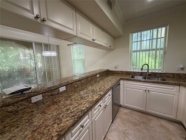6956 W Sample Rd 6956, Coral Springs, FL 33067