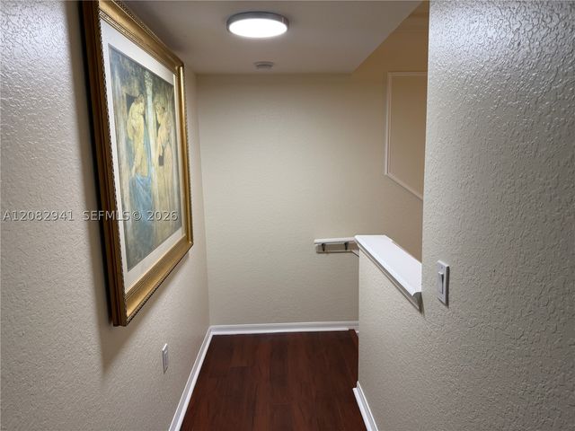 6956 W Sample Rd 6956, Coral Springs, FL 33067
