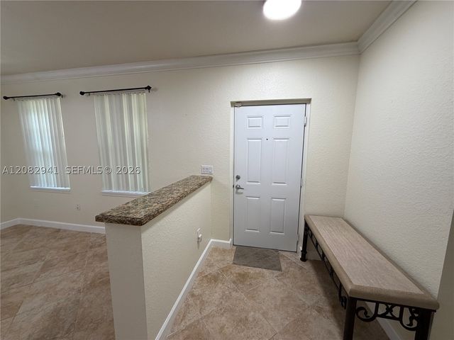 6956 W Sample Rd 6956, Coral Springs, FL 33067