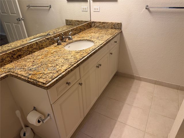 6956 W Sample Rd 6956, Coral Springs, FL 33067