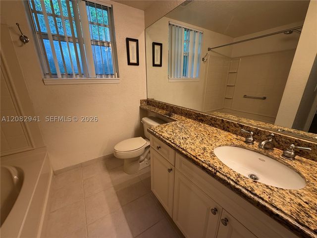 6956 W Sample Rd 6956, Coral Springs, FL 33067