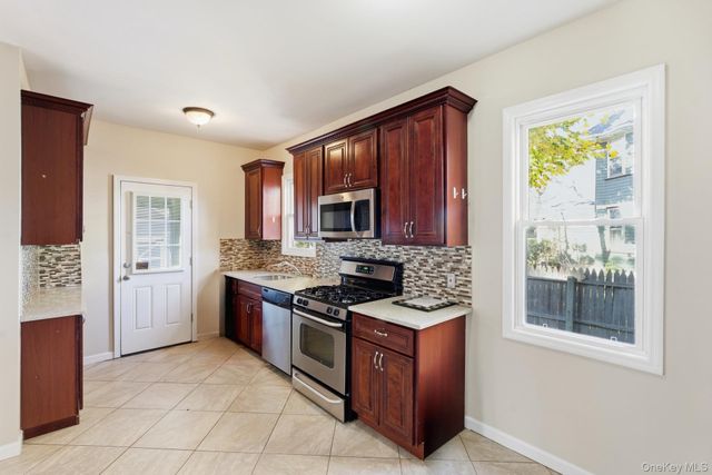 161 Wallace, Freeport, NY 11520