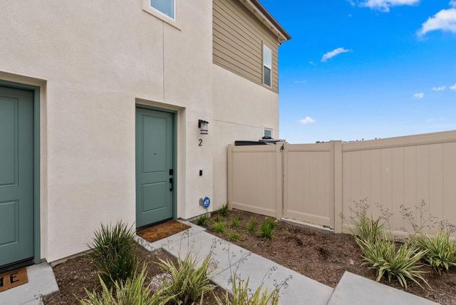 813 Mateo Street, Chula Vista, CA 91911