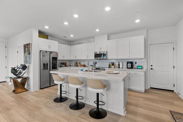 813 Mateo Street, Chula Vista, CA 91911