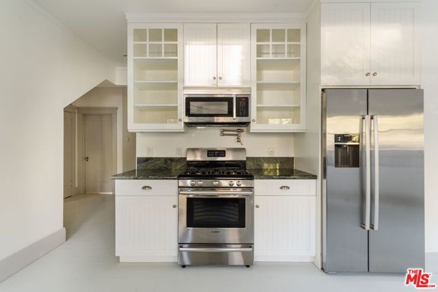 2027 Canyon Drive, Los Angeles, CA 90068