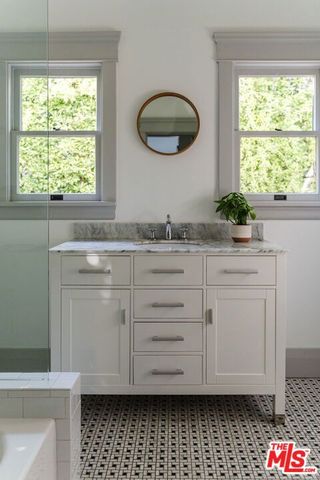 2027 Canyon Drive, Los Angeles, CA 90068