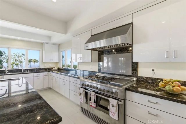 1400 Via Arco, Palos Verdes Estates, CA 90274