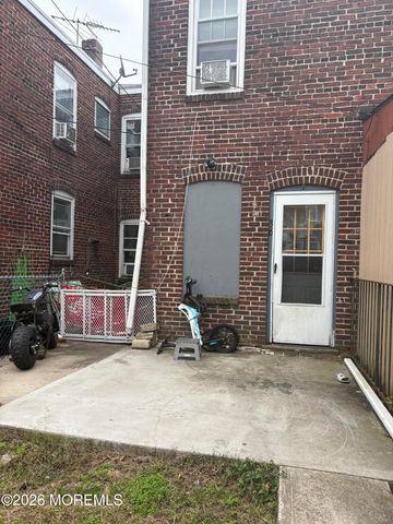 36 Amboy Avenue, Roebling, NJ 08554