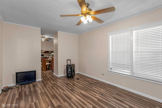 1735 Green Street, Bossier City, LA 71111