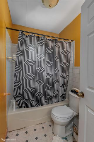 1735 Green Street, Bossier City, LA 71111