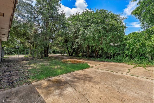 1735 Green Street, Bossier City, LA 71111