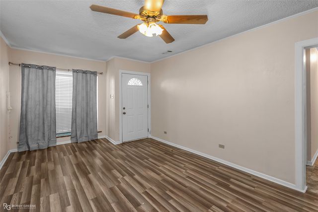 1735 Green Street, Bossier City, LA 71111