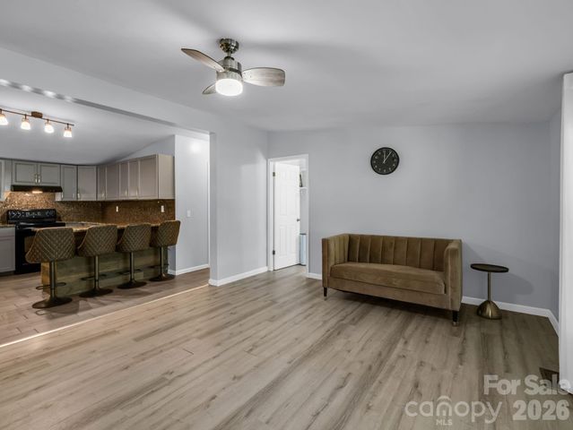 285 Dix Creek No 1 Road, Leicester, NC 28748
