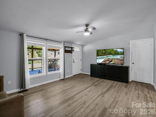 285 Dix Creek No 1 Road, Leicester, NC 28748
