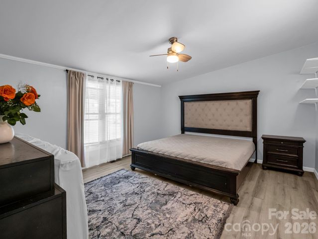 285 Dix Creek No 1 Road, Leicester, NC 28748