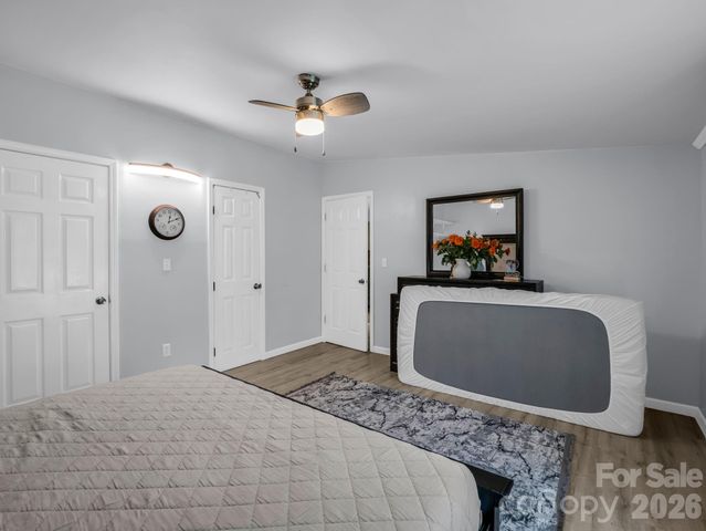 285 Dix Creek No 1 Road, Leicester, NC 28748