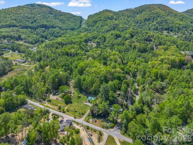 285 Dix Creek No 1 Road, Leicester, NC 28748
