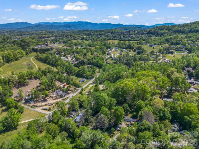 285 Dix Creek No 1 Road, Leicester, NC 28748