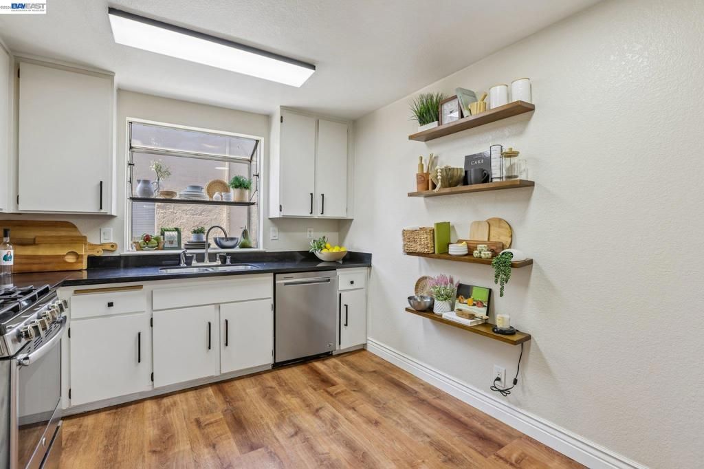 Image 14 of property listing at 2121 Vale Rd 56, San Pablo, CA 94806
